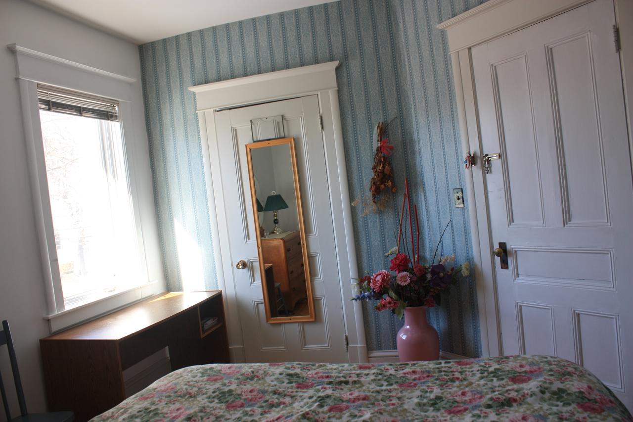 מונקטון Downtown Bed & Breakfast מראה חיצוני תמונה